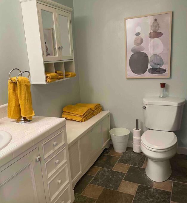 Sweet Beech St Retreat-Basement Apt Portland Esterno foto